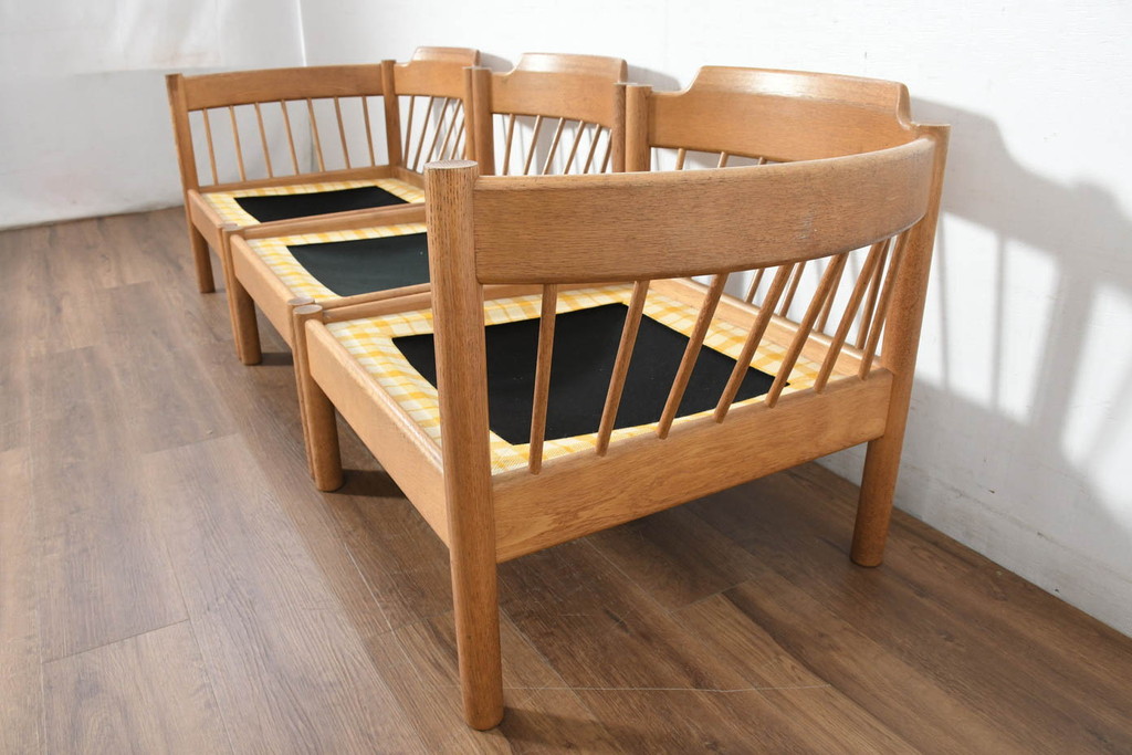 和製ビンテージ　希少デザイン　高島屋デパート別注品　北欧デザイン　ナラ材　美し曲線の背もたれのモジュール式3人掛けソファ(3P、三人掛け、リビングチェア、トリプルソファ、アームソファ、ヴィンテージ)(R-082711)