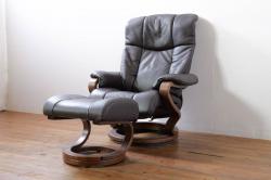 中古　ドイツ高級ブランド　himolla(ヒモラ)　model.7560　本革(レザー)　ゼロストレスチェア　ゆったりとした座り心地が魅力的なリクライニングソファとオットマンのセット(アームチェア、リクライニングチェア、リクライナー、シングルソファ、回転チェア、1人掛け、1P、フットスツール)(R-074475)