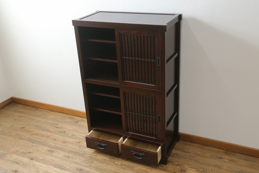 中古　美品　上質な和の空間を演出する水屋箪笥(食器棚、茶箪笥、戸棚、収納棚、キャビネット)(R-075498)