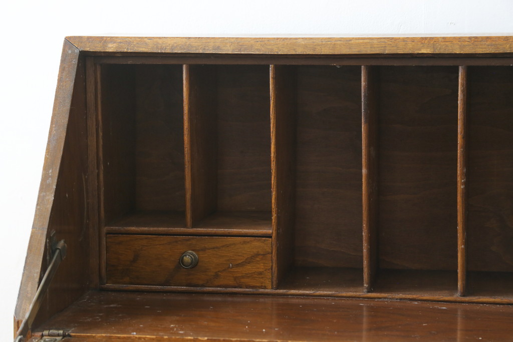 イギリスアンティーク　Harrop’s　Better Furniture　オーク材の質感を活かしたシンプルかつ直線的なフォルムが魅力のライティングビューロー(簿記机、ワークデスク、在宅用、在宅ワーク用、サイドチェスト、引き出し、英国)(R-083102)
