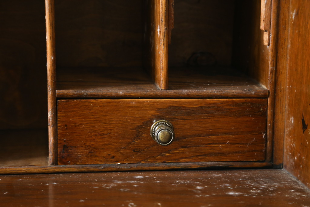 イギリスアンティーク　Harrop’s　Better Furniture　オーク材の質感を活かしたシンプルかつ直線的なフォルムが魅力のライティングビューロー(簿記机、ワークデスク、在宅用、在宅ワーク用、サイドチェスト、引き出し、英国)(R-083102)