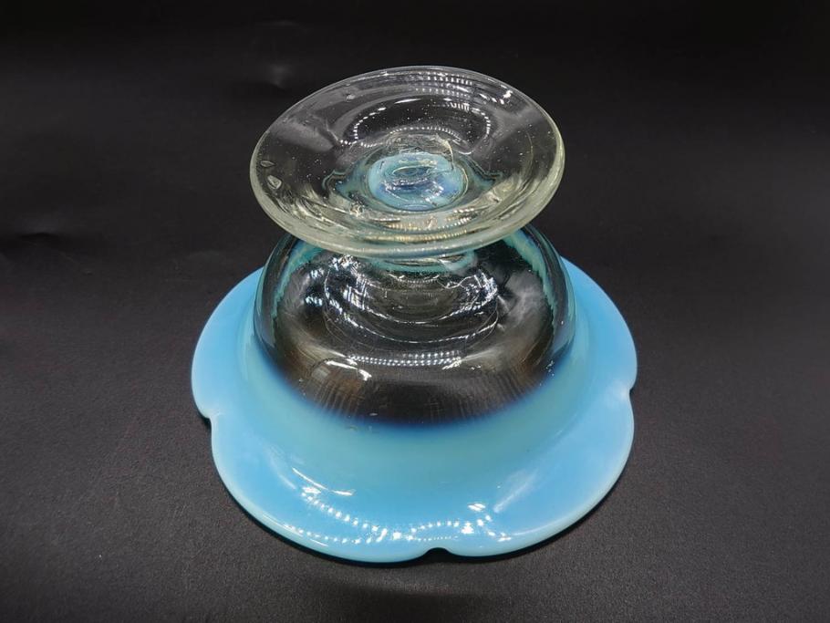 当時物　大正～昭和初期　棗(なつめ)型　輪花　乳白ぼかし　赤縁　青縁　レトロな雰囲気漂う氷コップ3客セット(なつめ形、吹きガラス、硝子、グラス、和ガラス)(R-083145)