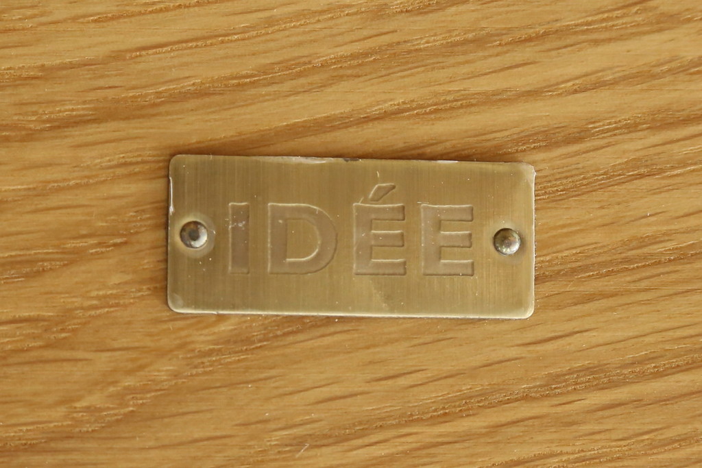 中古　超美品　IDEE(イデー)　ホワイトオークトップ　素材の美しさを生かしたすっきりとしたフォルムのフレイムテーブル(ローテーブル、センターテーブル、リビングテーブル)(定価約14万円)(R-083160)