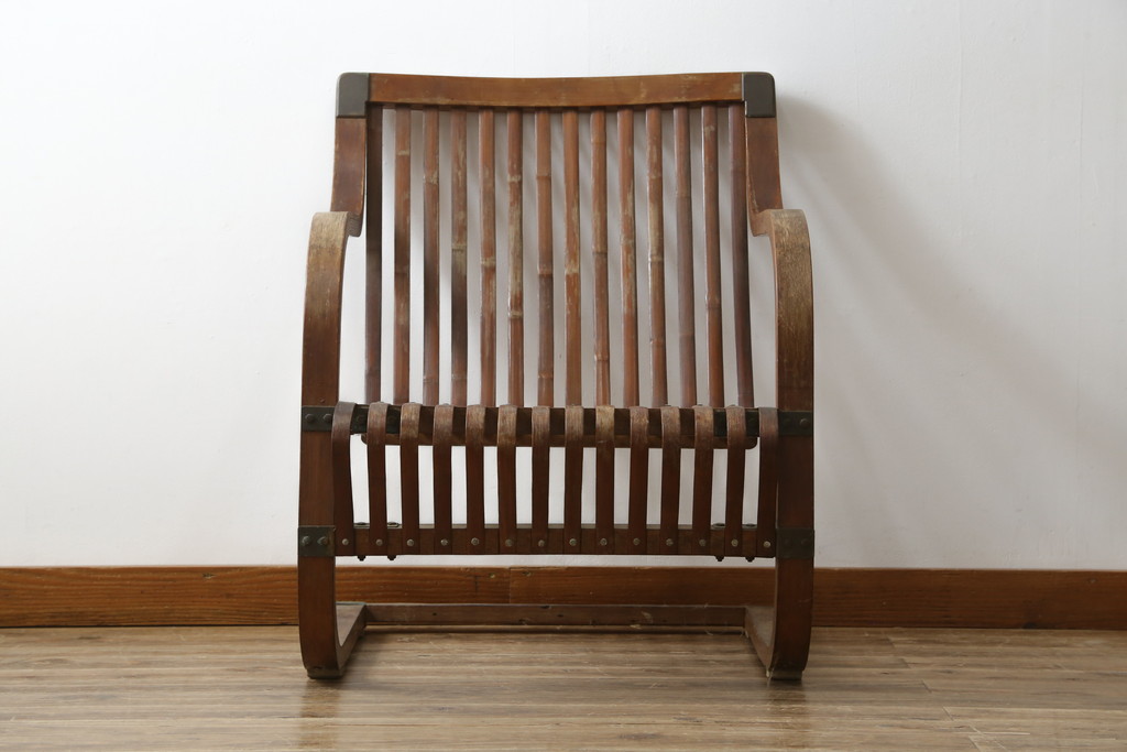 和製ビンテージ　激レア!　補強金具付き　竹興社　城所右文次　EMPRESS BAMBOO　PAT.NO.9520　サイン入り　滑らかな曲線のデザインが美しさと癒しを両立する博物館クラスのバンブーチェア(アームチェア、安楽椅子、イス、椅子、ヴィンテージ)(R-083152)