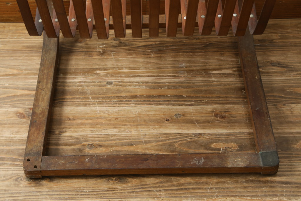 和製ビンテージ　激レア!　補強金具付き　竹興社　城所右文次　EMPRESS BAMBOO　PAT.NO.9520　サイン入り　滑らかな曲線のデザインが美しさと癒しを両立する博物館クラスのバンブーチェア(アームチェア、安楽椅子、イス、椅子、ヴィンテージ)(R-083152)