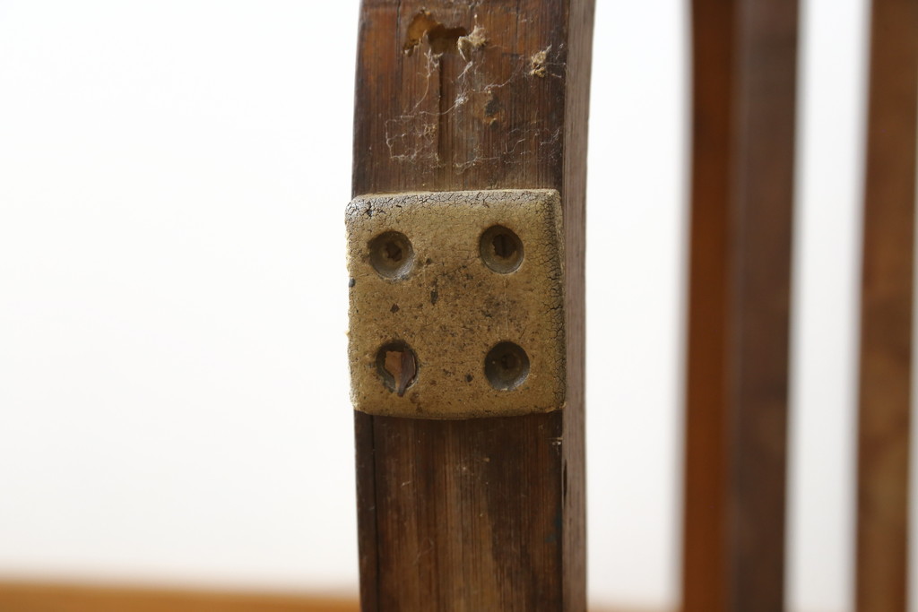 和製ビンテージ　激レア!　補強金具付き　竹興社　城所右文次　EMPRESS BAMBOO　PAT.NO.9520　サイン入り　滑らかな曲線のデザインが美しさと癒しを両立する博物館クラスのバンブーチェア(アームチェア、安楽椅子、イス、椅子、ヴィンテージ)(R-083152)