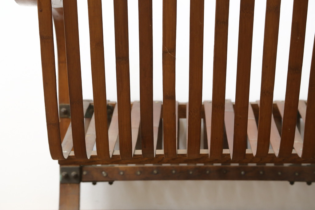 和製ビンテージ　激レア!　補強金具付き　竹興社　城所右文字　EMPRESS BAMBOO　PAT.NO.9520　サイン入り　滑らかな曲線のデザインが美しさと癒しを両立する博物館クラスのバンブーチェア(アームチェア、安楽椅子、イス、椅子、ヴィンテージ)(R-083153)