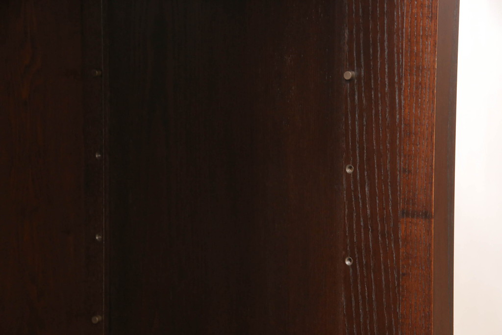 中古　民芸家具　欅(ケヤキ)材　上質な和の空間づくりに取り入れたいシックな水屋箪笥サイドボード(収納棚、戸棚、食器棚、キャビネット)(R-063478)