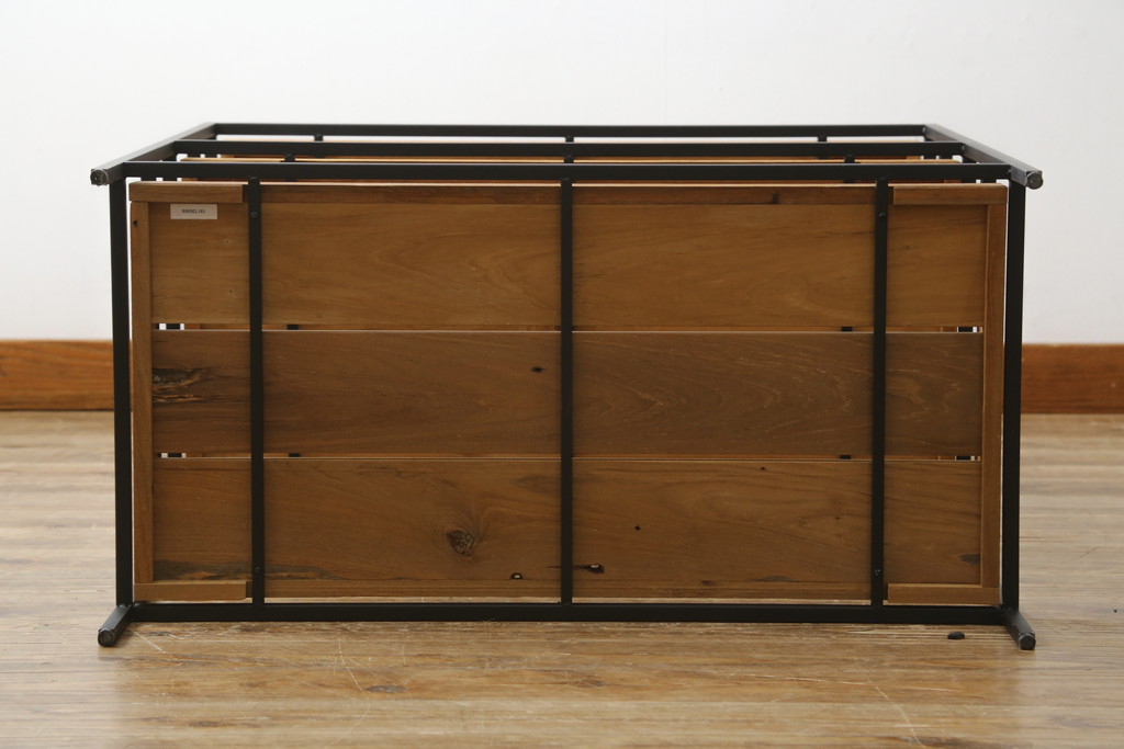 中古　美品　IDEE(イデー)　JATI TUA SHELF(ジャティ  トゥア シェルフ)　Mサイズ　オシャレデザインの空間に心地よく馴染むシェルフ(オープンシェルフ、オープンラック、ディスプレイラック、陳列棚)(定価約12万円)(R-083157)