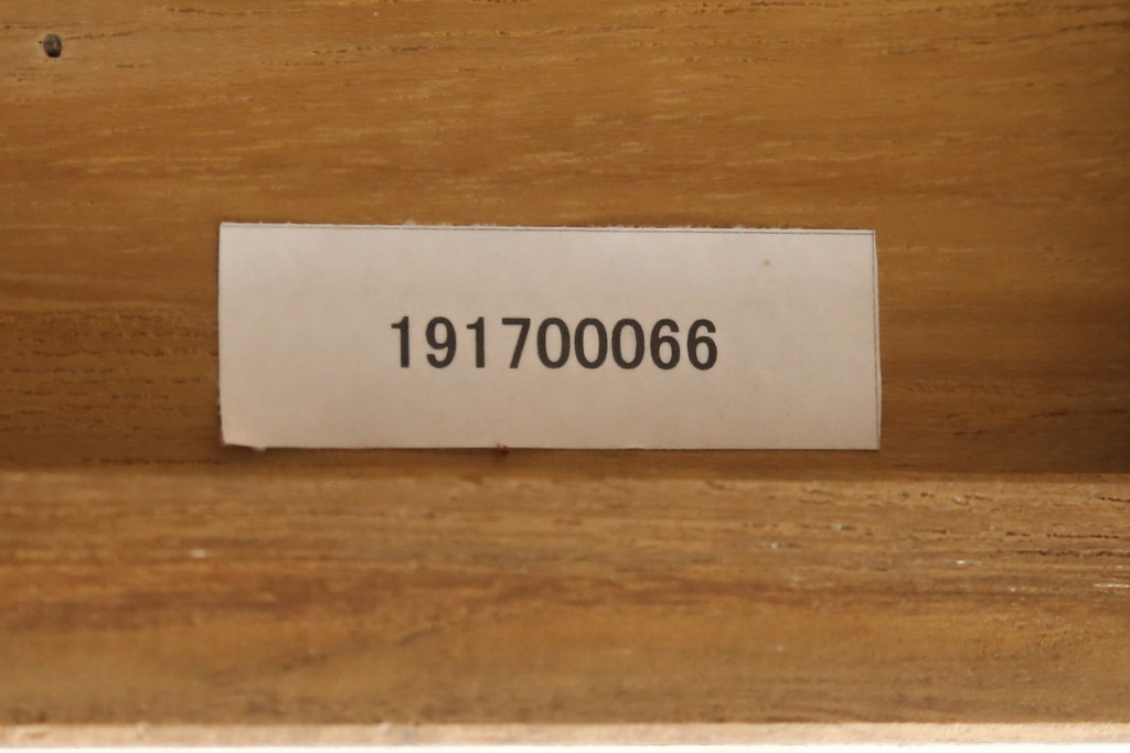 中古　美品　IDEE(イデー)　JATI TUA SHELF(ジャティ  トゥア シェルフ)　Mサイズ　オシャレデザインの空間に心地よく馴染むシェルフ(オープンシェルフ、オープンラック、ディスプレイラック、陳列棚)(定価約12万円)(R-083157)