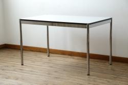 中古　USMハラー(USM Haller)　スタイリッシュなデザインがかっこいいシンプルなテーブル(ダイニングテーブル、食卓、4人掛け)(R-082632)