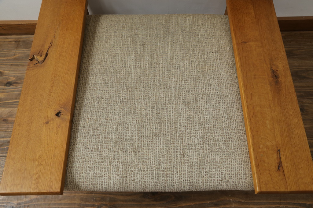 中古　美品　飛騨産業　キツツキ　森のことば　両肘付きソファ1P(SN105A)　木のぬくもりを感じる1人掛けソファ(一人掛け、アームソファ)(R-076225)