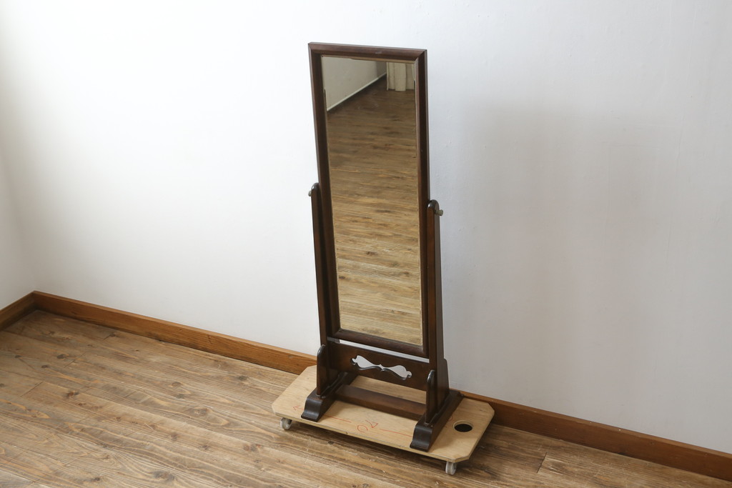 中古　美品　松本民芸家具　透かし彫りが上品なB型姿見(鏡、ミラー、置き鏡)(定価約10万円)(R-083165)