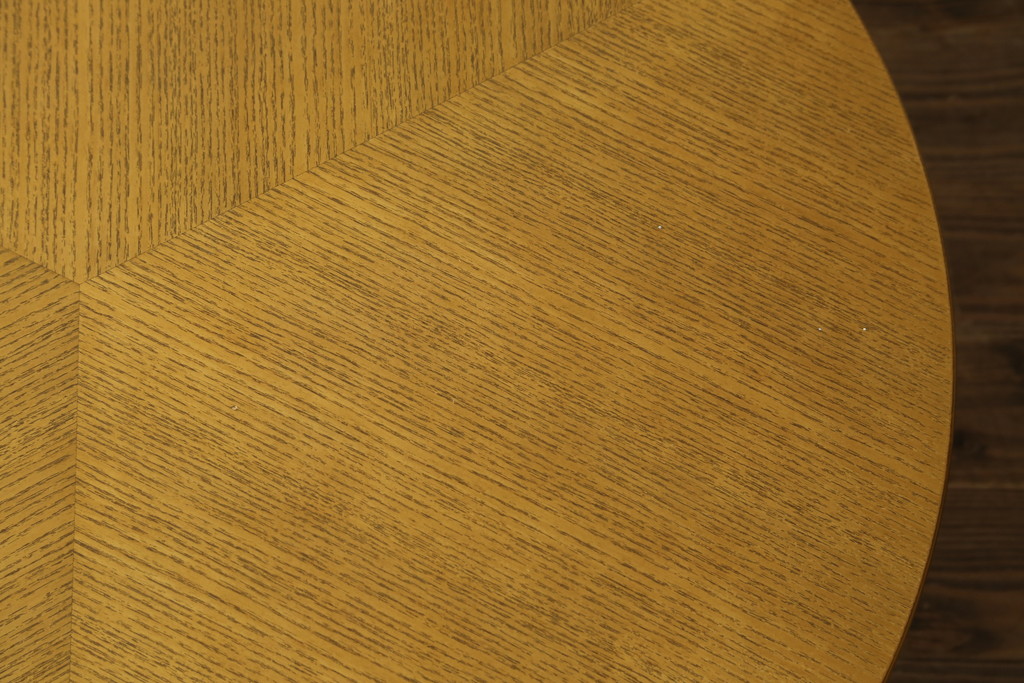中古　超美品!!　IDEE(イデー)　長大作デザイン　YABANE LOW TABLE ROUND(矢羽ローテーブル/円)　矢羽　杢目の接ぎを活かしたデザインが印象的なローテーブル(ラウンドテーブル、丸テーブル、リビングテーブル、センターテーブル)(定価約30万円)(R-083159)