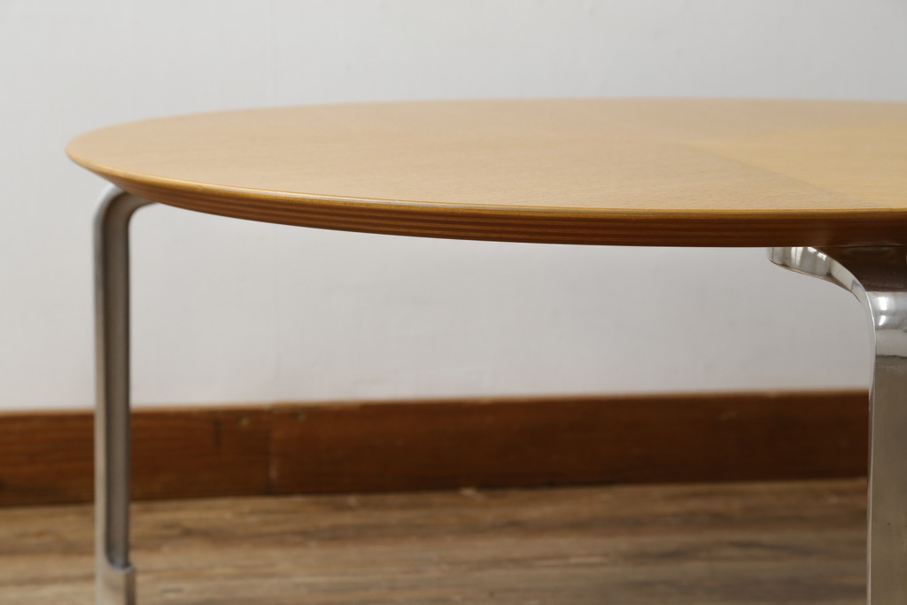 中古　超美品!!　IDEE(イデー)　長大作デザイン　YABANE LOW TABLE ROUND(矢羽ローテーブル/円)　矢羽　杢目の接ぎを活かしたデザインが印象的なローテーブル(ラウンドテーブル、丸テーブル、リビングテーブル、センターテーブル)(定価約30万円)(R-083159)