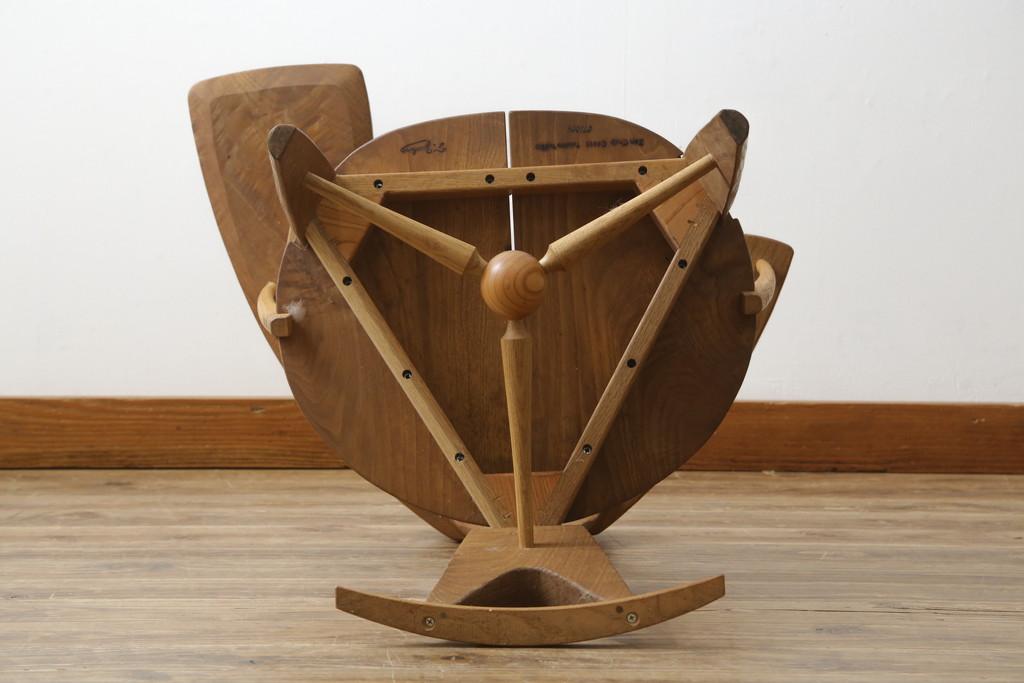 中古　美品　激レア　一点物!!　出展作品の可能性あり!!　木工作家　吉野崇裕　鉋跡仕上げ　美しい木目と力強い構造美が融合した唯一無二のアートチェア(ZEN チェア)(椅子、イス、アームチェア)(R-083151)