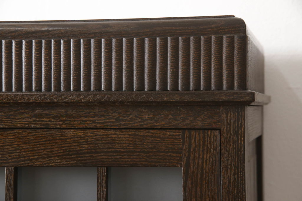 和製アンティーク　栓材　大正ロマン　個性的なデザインが目を惹くキャビネット(食器棚、カップボード、収納棚、戸棚)(R-060838)