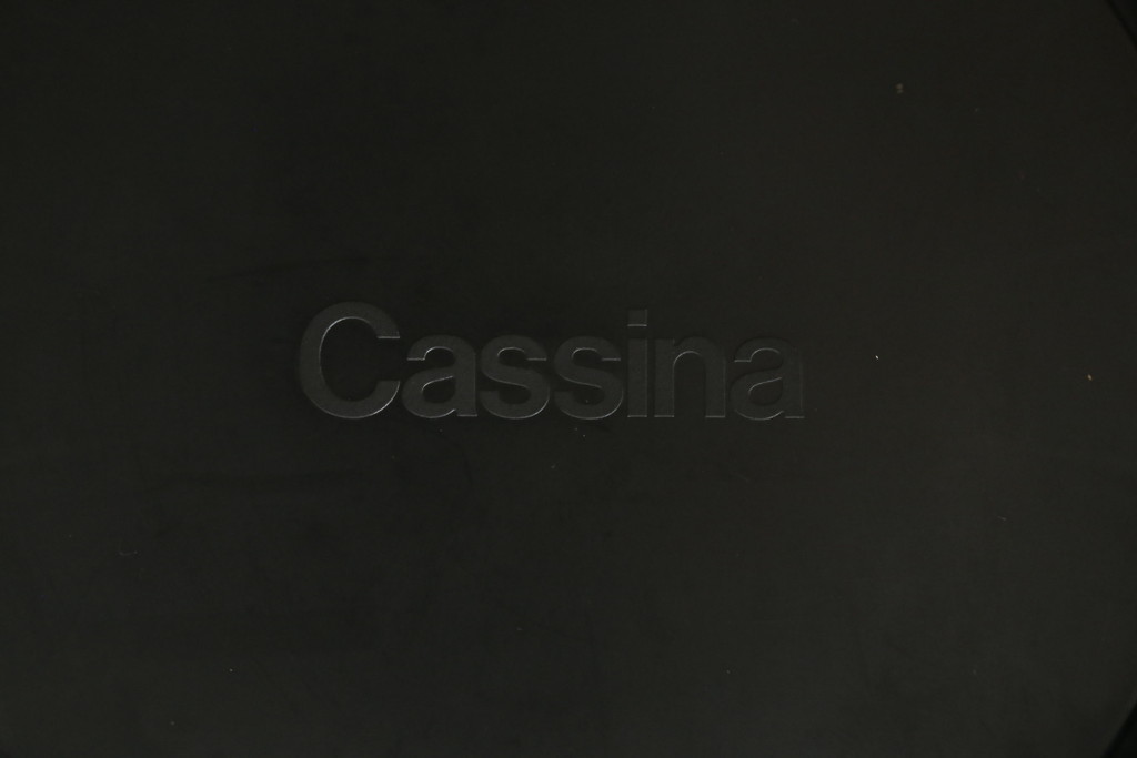 中古　Cassina(カッシーナ)　412　CAB(キャブ)　MARIO BELLINI(マリオベリーニ)　ブラック(黒)　シンプルモダンな空間づくりに活躍するアームレスチェア2脚セット(ダイニングチェア、椅子、イス)(定価2脚で約48万円)(R-068581)