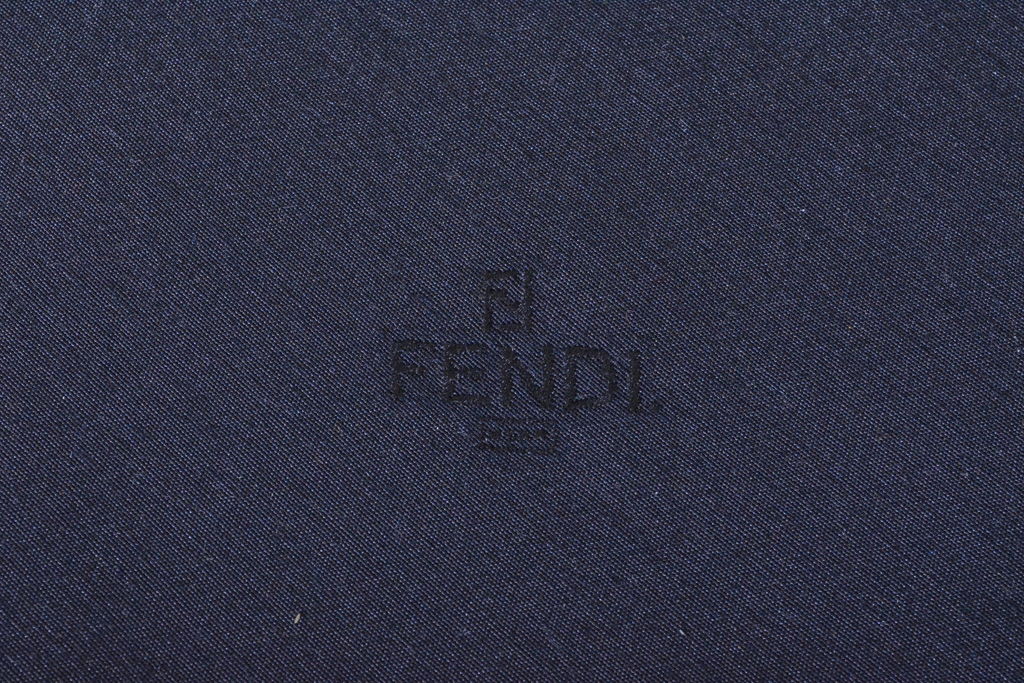 中古　美品　高級ブランド　FENDI CASA(フェンディ カーサ)　落ち着いた色合いで大人の空間を演出する2人掛けソファ(2P、二人掛け、ラブソファ)(定価約150万円)(R-060955)