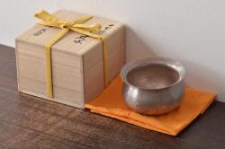 【骨董買取】木村清雲(Kimura Seiun)　南鐐伝来建水(純銀　約353g　茶道具　茶器)を買取りました。