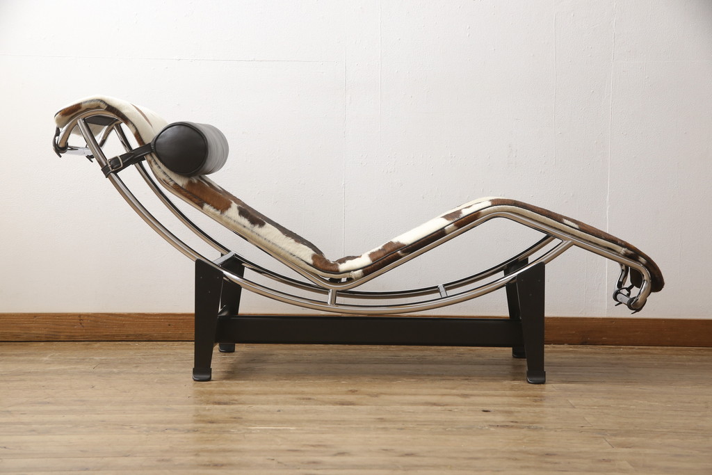 ルコルビジェデザイン　カッシーニ製オリジナル寝椅子