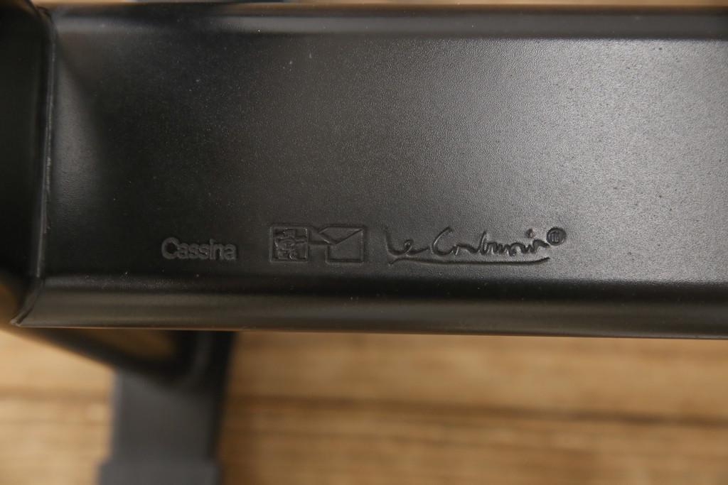 中古　美品　Cassina(カッシーナ)　Le Corbusier(ル・コルビュジエ)　LC4　シェーズロング(寝椅子、カウチ)(定価約92万円)(R-052565)