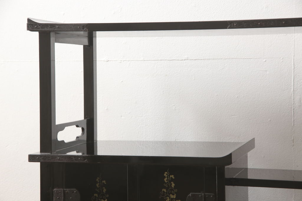 和製ビンテージ　大人な和の空間づくりにおすすめの漆塗り風飾り棚(戸棚、収納棚、茶棚、ヴィンテージ)(R-053658)
