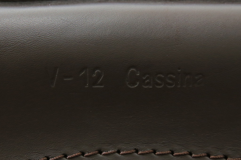 中古　Cassina(カッシーナ)　412　CAB(キャブ)　MARIO BELLINI(マリオベリーニ)　シンプルモダンな空間づくりに活躍するアームレスチェア(ダイニングチェア、椅子、イス)(定価約26万4千円)(R-083306)