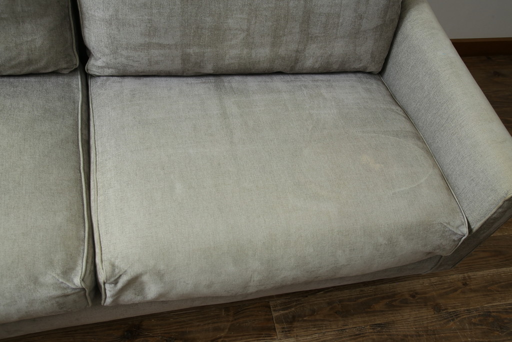 中古　ACTUS(アクタス)取扱い　eilersen(アイラーセン)　STREAMLINE(ストリームライン)　MINI SOFA(ミニソファ)　シンプルモダンな佇まいが魅力の2人掛けソファ(二人掛け、2P)(定価約484000円)(R-080322)