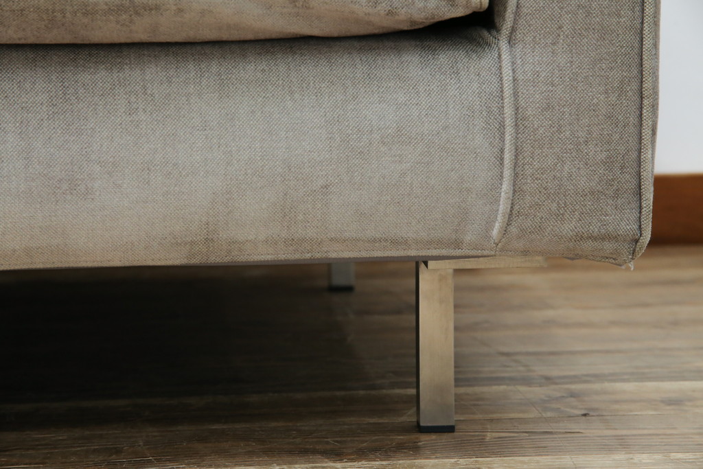 中古　ACTUS(アクタス)取扱い　eilersen(アイラーセン)　STREAMLINE(ストリームライン)　MINI SOFA(ミニソファ)　シンプルモダンな佇まいが魅力の2人掛けソファ(二人掛け、2P)(定価約484000円)(R-080322)