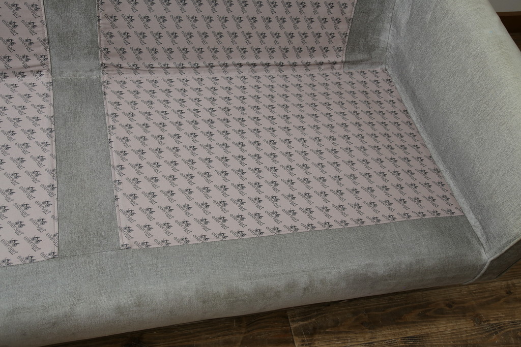 中古　ACTUS(アクタス)取扱い　eilersen(アイラーセン)　STREAMLINE(ストリームライン)　MINI SOFA(ミニソファ)　シンプルモダンな佇まいが魅力の2人掛けソファ(二人掛け、2P)(定価約484000円)(R-080322)