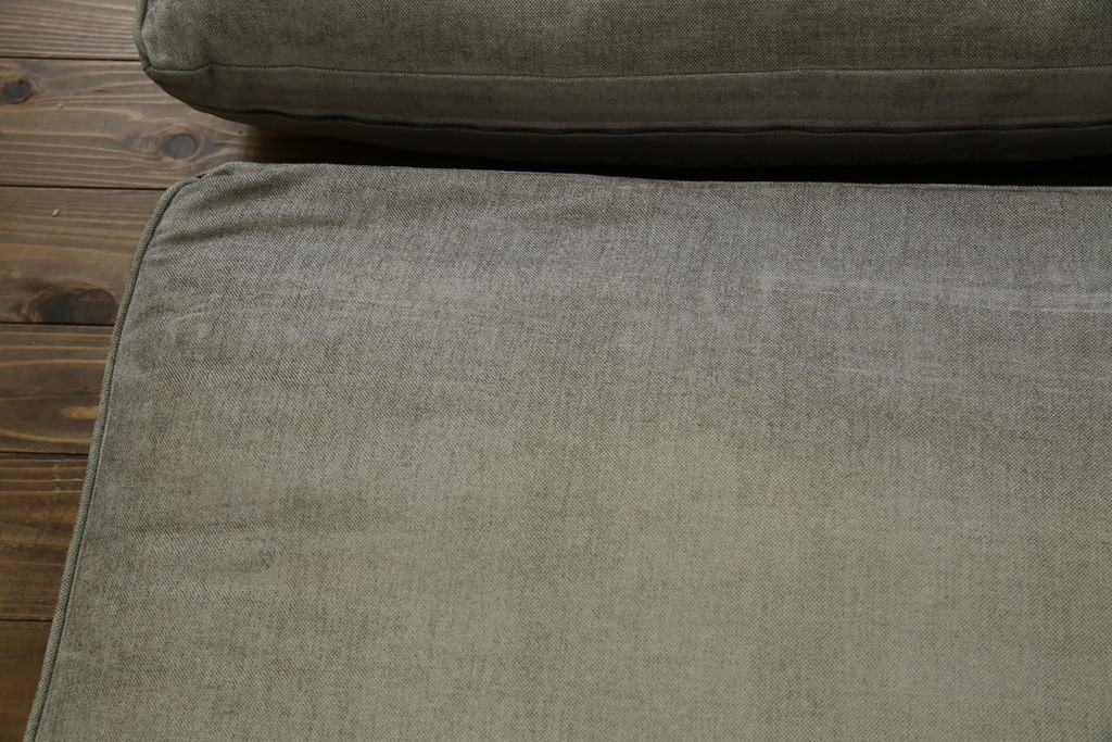 中古　ACTUS(アクタス)取扱い　eilersen(アイラーセン)　STREAMLINE(ストリームライン)　MINI SOFA(ミニソファ)　シンプルモダンな佇まいが魅力の2人掛けソファ(二人掛け、2P)(定価約484000円)(R-080322)