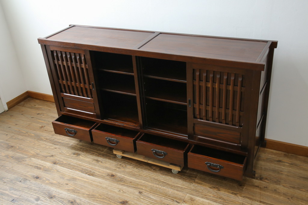 中古　民芸家具　栗材　和の趣溢れる水屋箪笥サイドボード(食器棚、収納棚、戸棚、カップボード、サイドキャビネット)(R-083172)