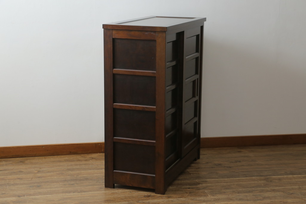 中古　特注品　松本民芸家具　シックで落ち着いた佇まいが魅力的なA型下駄箱(収納棚、戸棚、キャビネット)(R-075416)