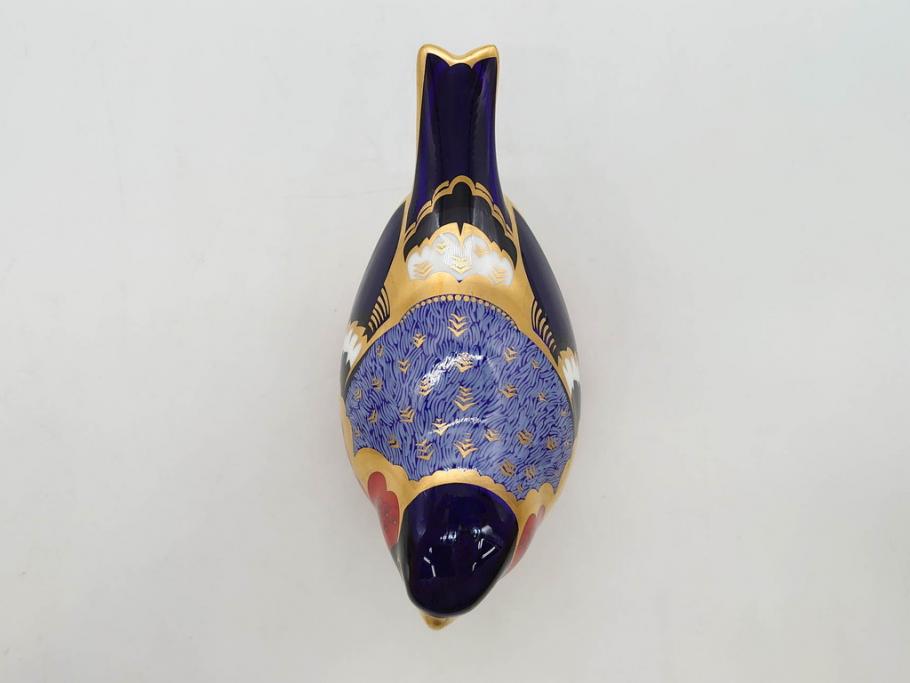 イギリス　ROYAL CROWN DERBY(ロイヤルクラウンダービー)　Bullfinch(ブルフィンチ)　華やかな中に可愛らしさを漂わせるフィギュリン(置き物、置物、陶器、オブジェ、ディスプレイ、2004、アトリ科ウソ属、小鳥、英国)(R-076748)