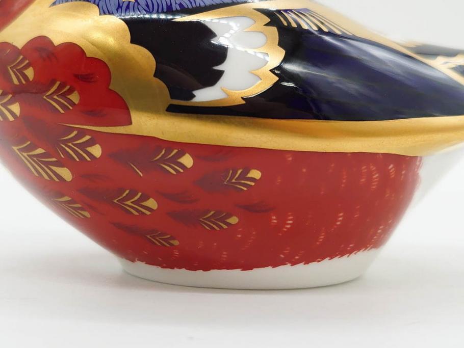 イギリス　ROYAL CROWN DERBY(ロイヤルクラウンダービー)　Bullfinch(ブルフィンチ)　華やかな中に可愛らしさを漂わせるフィギュリン(置き物、置物、陶器、オブジェ、ディスプレイ、2004、アトリ科ウソ属、小鳥、英国)(R-076748)