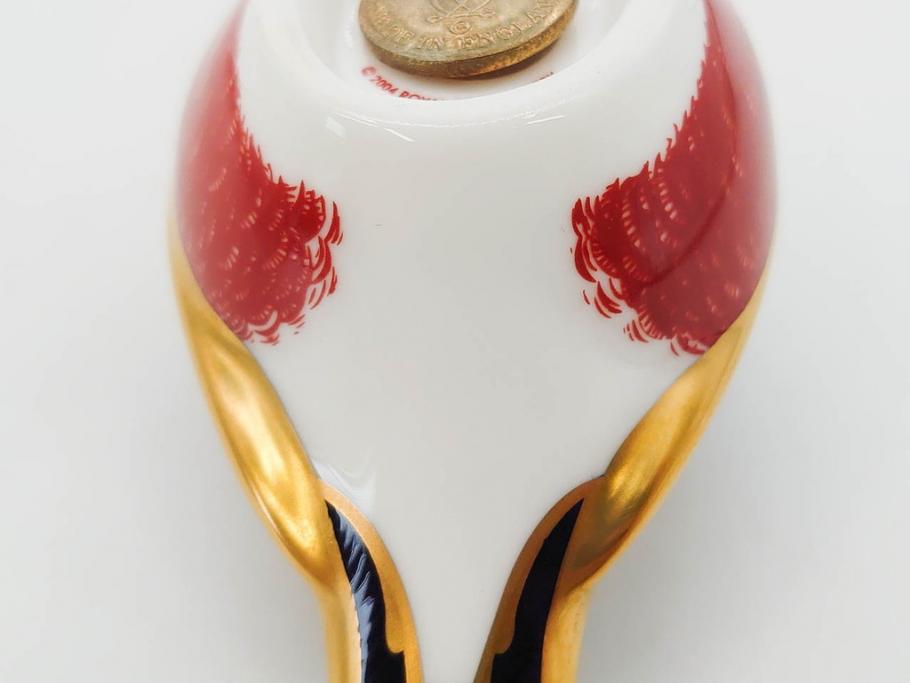 イギリス　ROYAL CROWN DERBY(ロイヤルクラウンダービー)　Bullfinch(ブルフィンチ)　華やかな中に可愛らしさを漂わせるフィギュリン(置き物、置物、陶器、オブジェ、ディスプレイ、2004、アトリ科ウソ属、小鳥、英国)(R-076748)