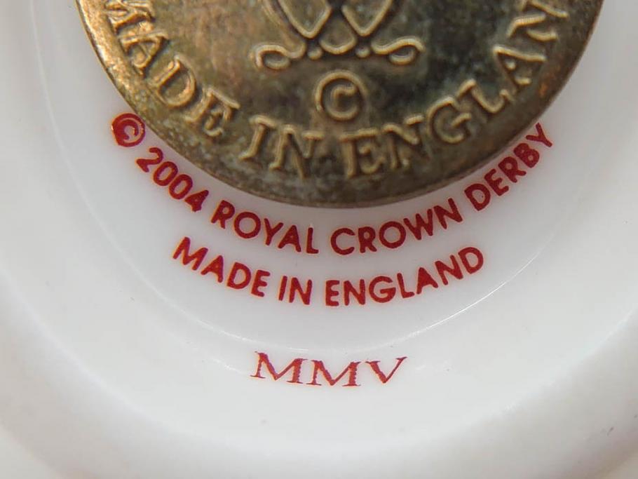 イギリス　ROYAL CROWN DERBY(ロイヤルクラウンダービー)　Bullfinch(ブルフィンチ)　華やかな中に可愛らしさを漂わせるフィギュリン(置き物、置物、陶器、オブジェ、ディスプレイ、2004、アトリ科ウソ属、小鳥、英国)(R-076748)
