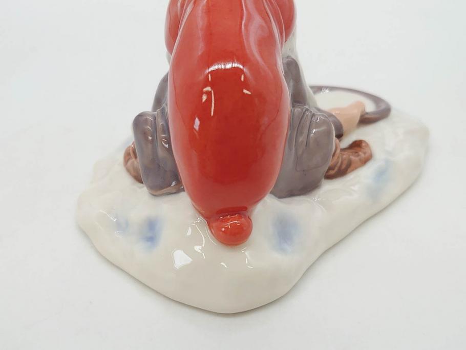 デンマーク　ROYAL COPENHAGEN(ロイヤルコペンハーゲン)　つぶらな瞳が可愛らしい小びとのフィギュリン(ノーム、こびと、置き物、置物、陶器、オブジェ、ディスプレイ、北欧)(R-076749)