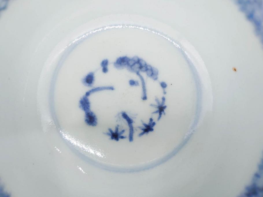 江戸期　染付　微塵唐草　松竹梅　三つ重ね　繊細に描かれた絵柄が素敵な酒杯3客セット(三ツ重、おちょこ、お猪口、ぐい呑み、湯のみ、湯呑み、盃、酒器、和食器)(R-083087)