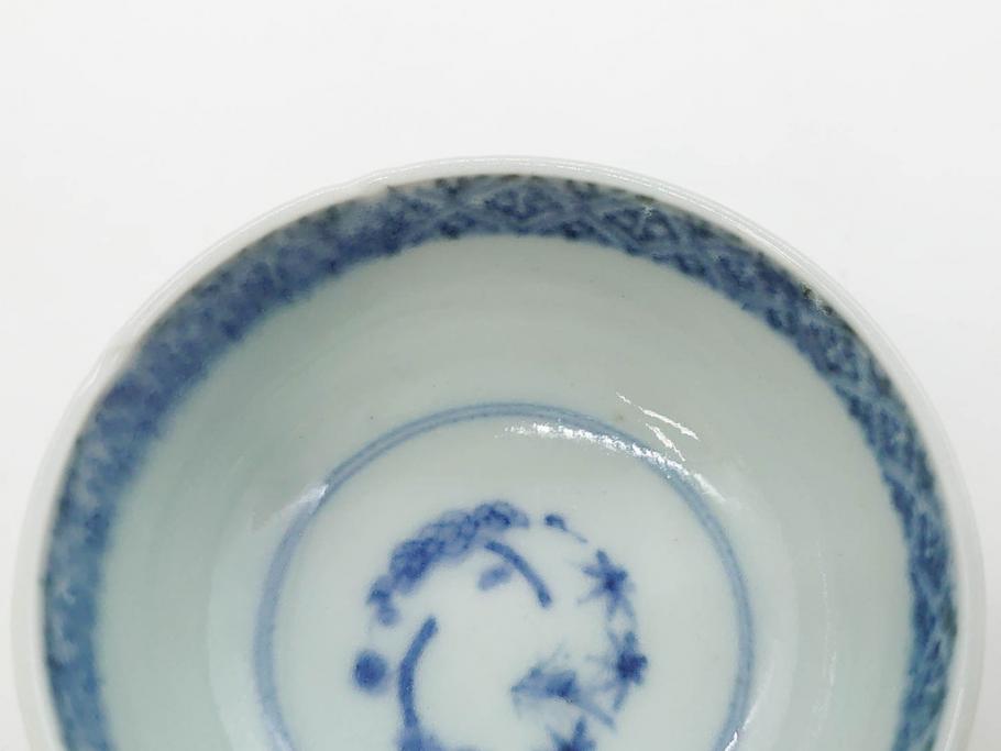 江戸期　染付　微塵唐草　松竹梅　三つ重ね　繊細に描かれた絵柄が素敵な酒杯3客セット(三ツ重、おちょこ、お猪口、ぐい呑み、湯のみ、湯呑み、盃、酒器、和食器)(R-083087)