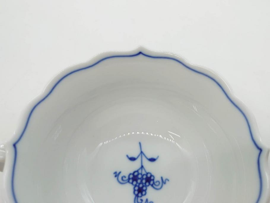 ドイツ　マイセン　Meissen　ブルーオニオン　洗練されたデザインが上品な雰囲気を醸し出すティーカップ&ソーサー3客セット(洋食器、C&S)(R-083091)