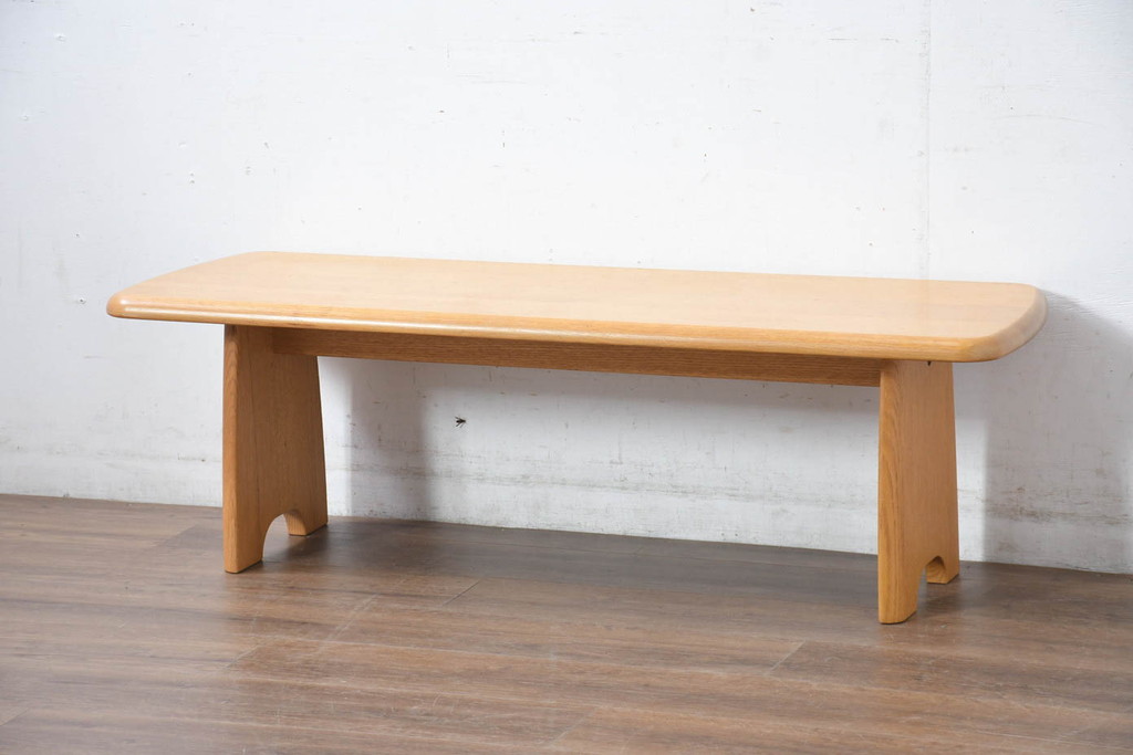 中古　美品　飛騨高山　家具ブランド　シラカワ(shirakawa)　レッドオーク無垢材のシンプルなベンチ(長椅子、ダイニングチェア、板座チェア)(R-083197)