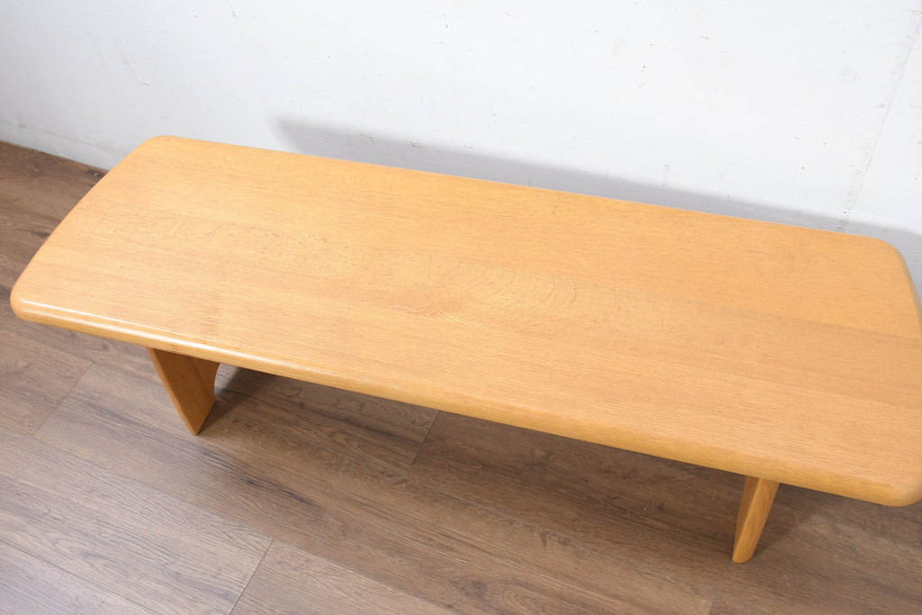 中古　美品　飛騨高山　家具ブランド　シラカワ(shirakawa)　レッドオーク無垢材のシンプルなベンチ(長椅子、ダイニングチェア、板座チェア)(R-083197)