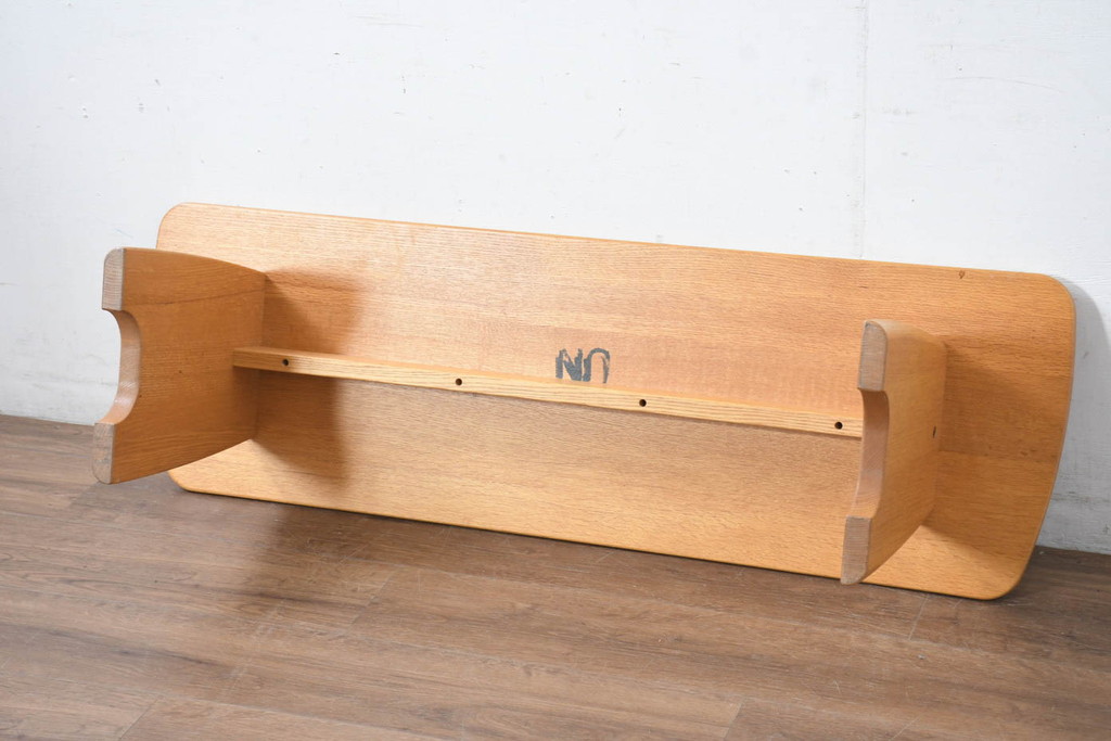 中古　美品　飛騨高山　家具ブランド　シラカワ(shirakawa)　レッドオーク無垢材のシンプルなベンチ(長椅子、ダイニングチェア、板座チェア)(R-083197)