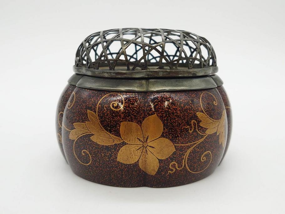 時代物　大名道具　金蒔絵　梨地　阿古陀　香炉(花唐草、籠目火屋、木製、漆器、漆芸、仏具、茶道具、木箱付き)(R-083127)