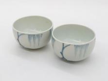 中里重利　絵唐津　約22cm　7.3寸　優美なフォルムが目を引く鉢(唐津焼、鳥、植物、深皿、和皿、中皿、変形皿、和食器、裏印、共箱付き、七寸三分)(R-079817)