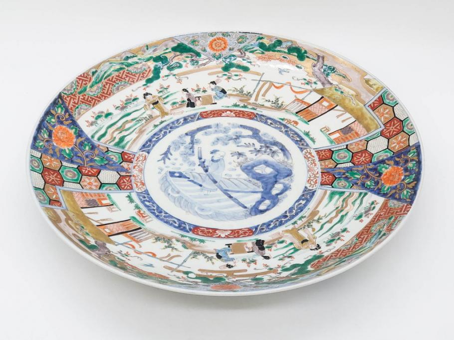 江戸期　古伊万里　染付　色絵　金彩　松竹梅　約46cm　1尺5寸　華やかで凝った意匠が目を引く大皿(人物、鳳凰、桐、和皿、和食器、一尺五寸)(R-083132)
