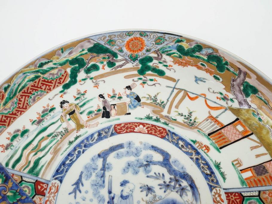 江戸期　古伊万里　染付　色絵　金彩　松竹梅　約46cm　1尺5寸　華やかで凝った意匠が目を引く大皿(人物、鳳凰、桐、和皿、和食器、一尺五寸)(R-083132)