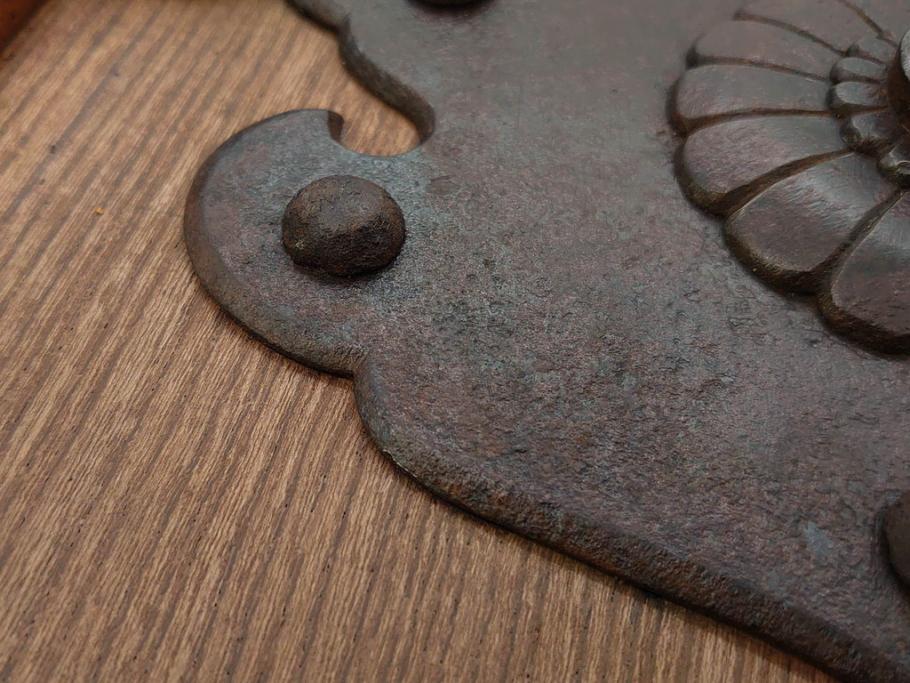 アンティーク雑貨　時代物ならではの味わいが魅力的な蔵戸の錠前金具(ディスプレイ雑貨、蔵戸パーツ)(R-081683)